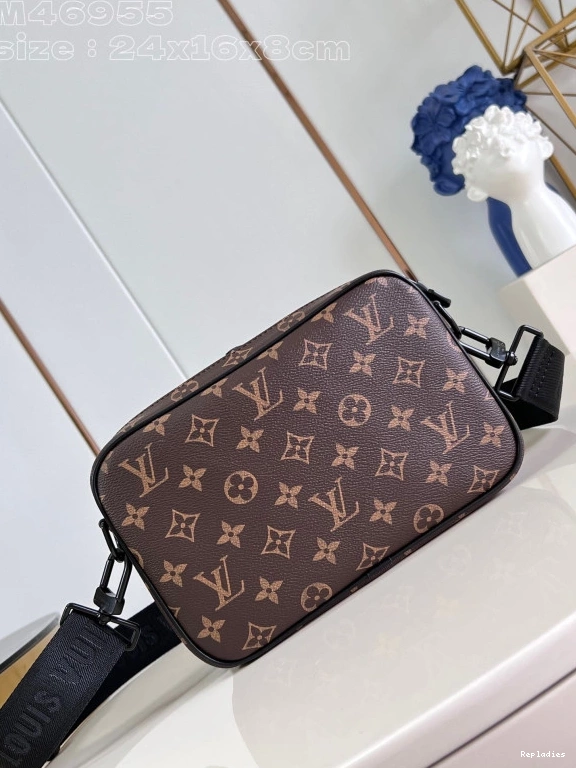 Cheap LOUIS VUITTON Alpha-24*16*8 Nano cm 0819
